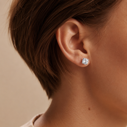Moissanite Crown Ohrstecker