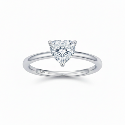 Moissanite Herz Ring