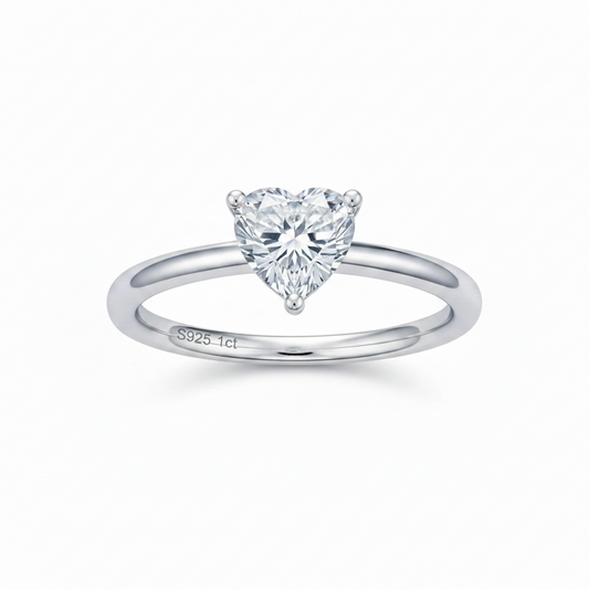 Moissanite Herz Ring