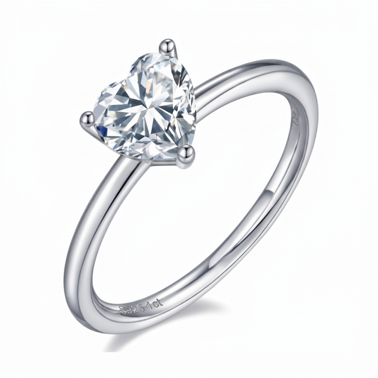 Moissanite Herz Ring