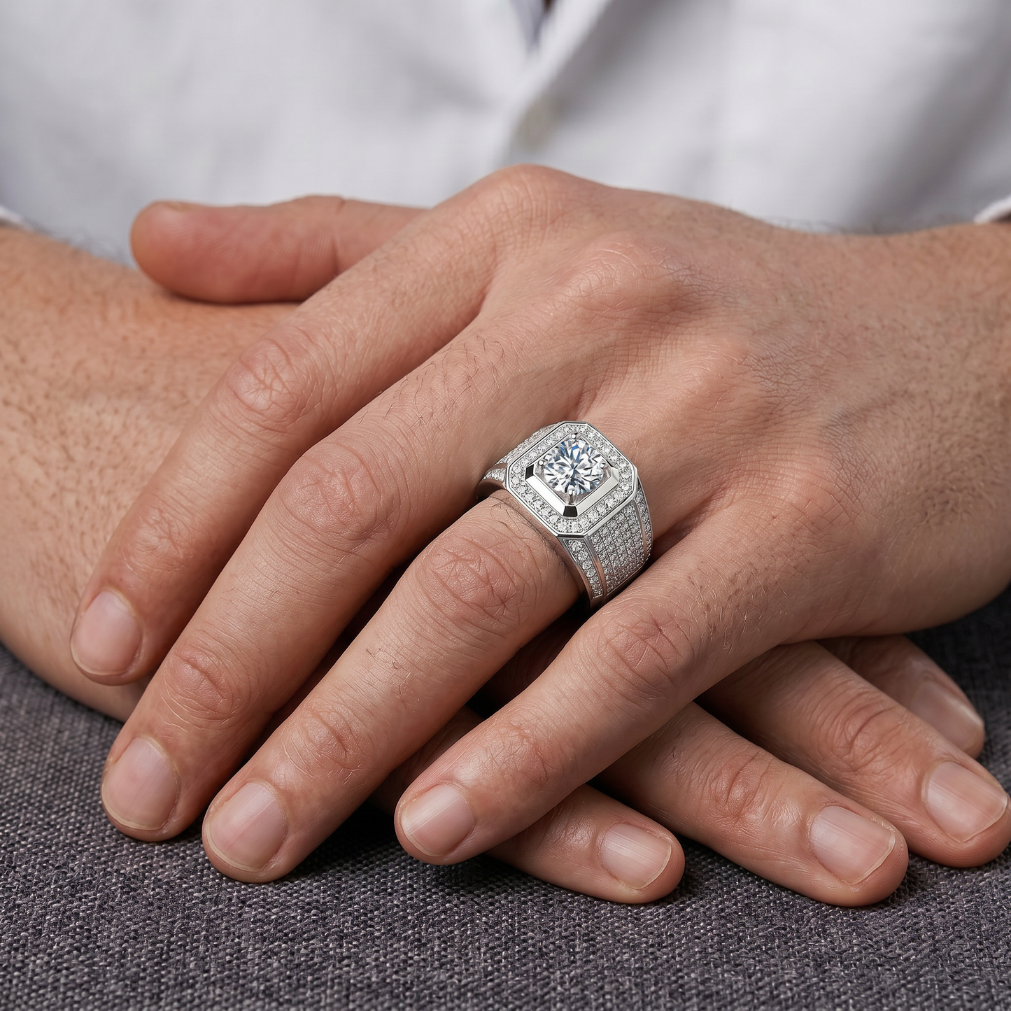 Moissanite Pavé Herrenring