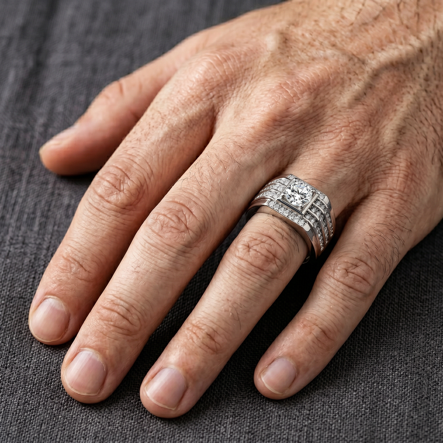 Moissanite Vector Herrenring