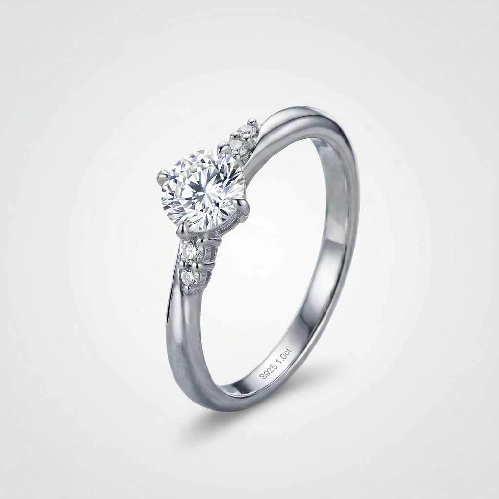 Moissanite Épure Ring